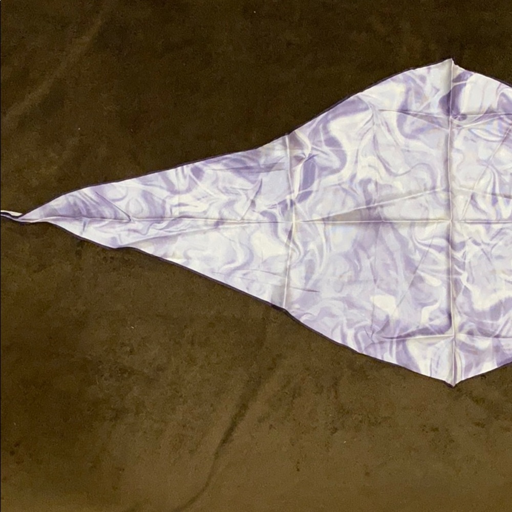 Gucci silk scarf new without tag